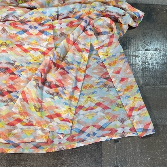 CAbi Avery Tunic Sleeveless Button Front size Small - Picture 11 of 15